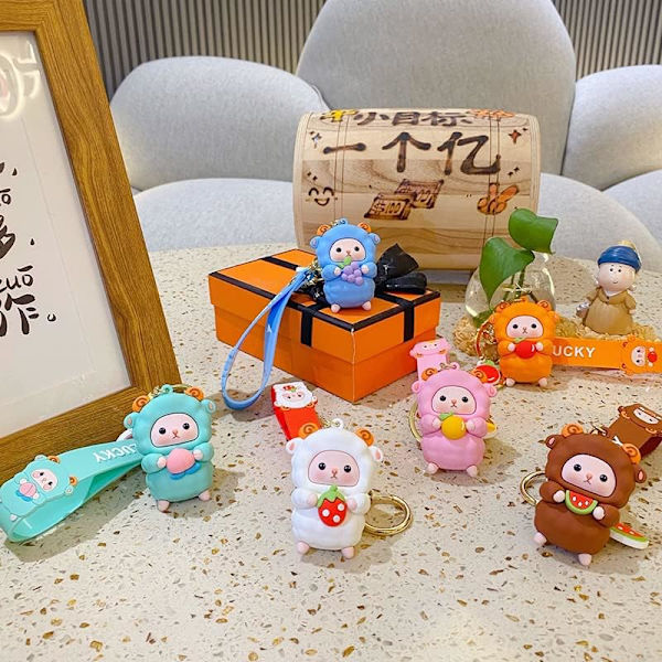 Söpö avaimenperä joululahja - Uusi vuosi Kawaii lammas avaimenperät poika tyttö laukku reppu orange brown holding apple