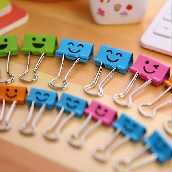 40 stk. 19 mm søte utklippte smile-bindersklips $40 stk. mini farge metall foldback morsomme klips med søtt utklippet smilefjes $40 stk. utklipp