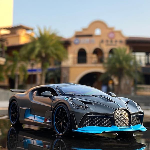 1:32 Bugatti Veyron Divo Leketoy Modellbil i Metall, Diecast, Simulering av Lyd og Lys, Samleobjekt, Gave til Barn
