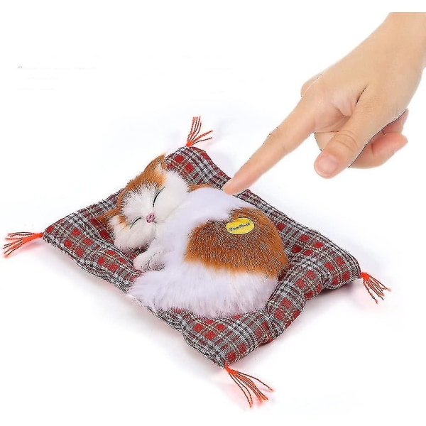 Simulering Sovende Kattelegetøj Med Polstret Seng Boligindretning