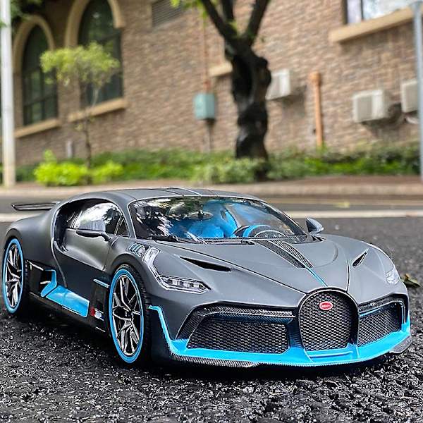 1:32 Bugatti Veyron Divo Legetøjsbil i Metal med Lydeffekter og Lys - Samleobjekt til Børn
