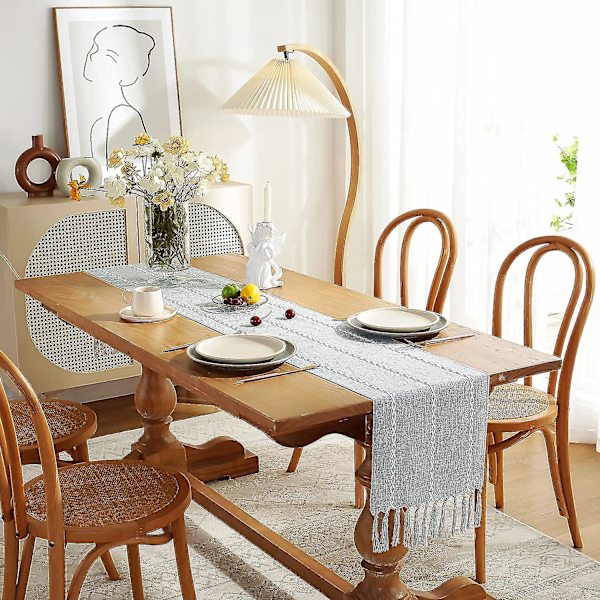 Wekity Rustik Linduk med Håndlaget Dusker, Håndsydd Broderi Farmhouse Stil Duker, 13 X 90 Tommer - Lys Grå