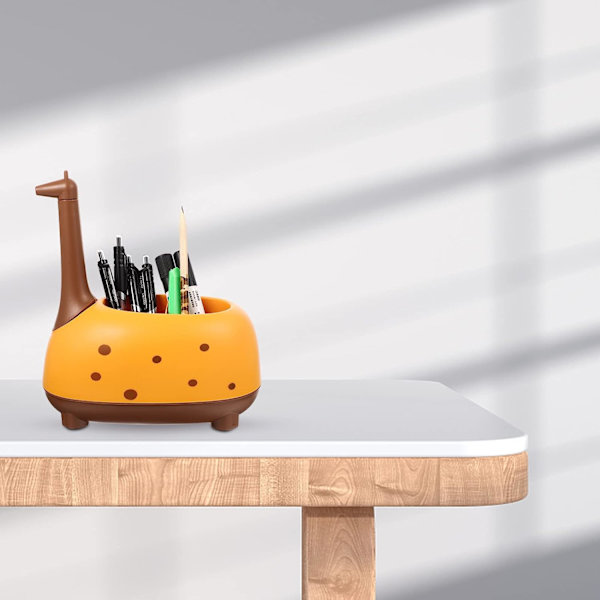 Pen beholder. Girafformet blyantholder Tegneserie pen kop Plast blyant etui S