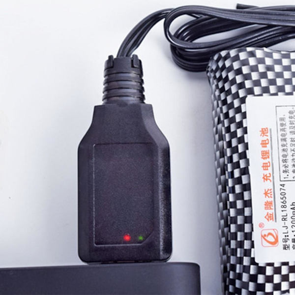 7,4V Li-ion Batterilader 1000mA Xh-3P Omvendt Interface USB-opladningskabel