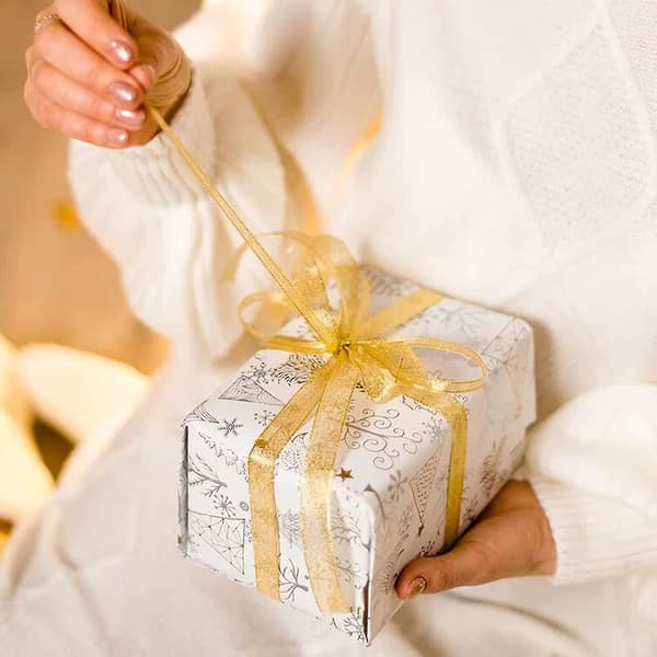 Presentförpackningsband, Guld och silverband för julklappsinslagning