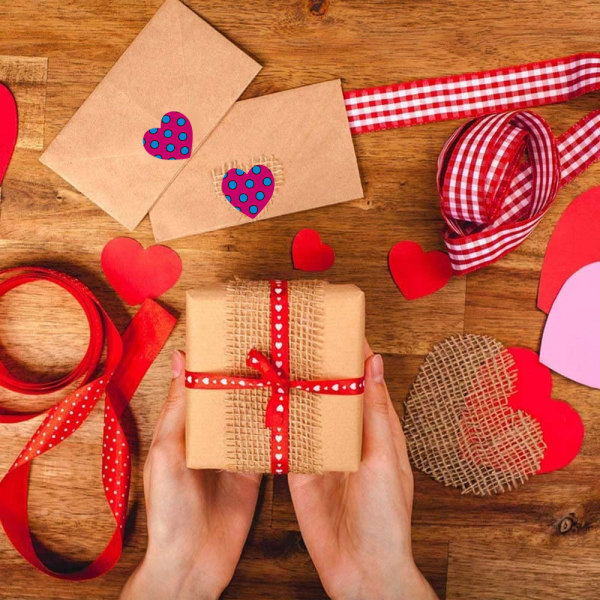 Rull med hjerteformede klistremerker til Valentinsdagen, 500 stk søte fargerike hjerteformede dekorative klistremerker, hjerteformede etiketter Style-1