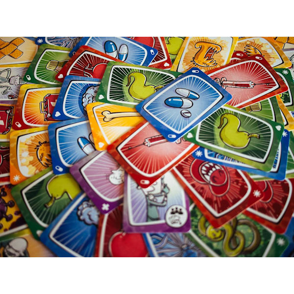Tranjis Games - Virukset! - Korttipeli Virus