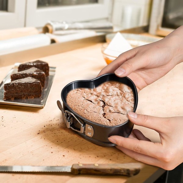 Hjärtformad Springform-form. Mini 4 tum Ickefast Kolstål Kakeform