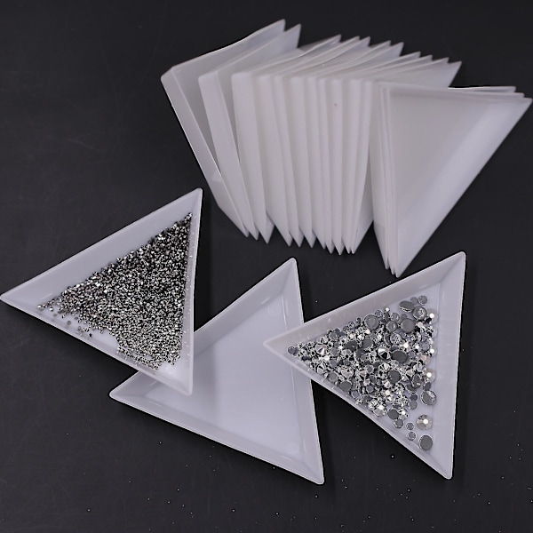 5 st plast triangulär bricka strass diamant förvaringslåda nagel smycken pärlor arrangör Shibaod