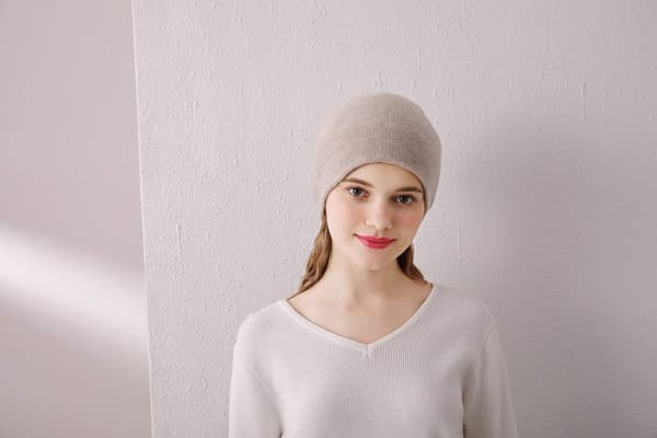 Dobbeltlags komfortabel og varm 100% kashmirhue Performance kashmir skihue, mørk beige