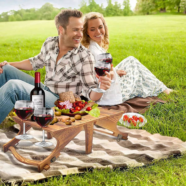 Bærbar Picnic Bord, 2 i 1 Foldbar Træ Picnic Kurv Bord, Vin Bord med 4 Vinglas Holdere, Velegnet til Udendørs Plæne, Strand, Park, Gard