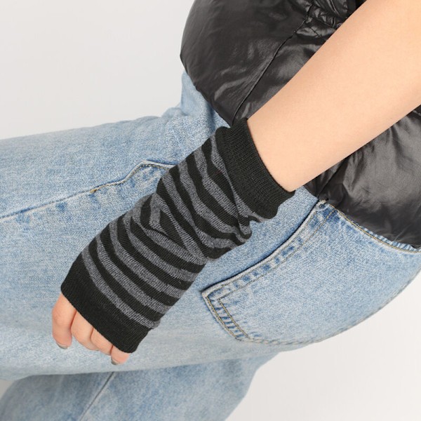 4 paria sormettomia rannelämmittimiä peukaloaukolla, unisex-lämpökäsineet (väripeli 1), 198,5 cm