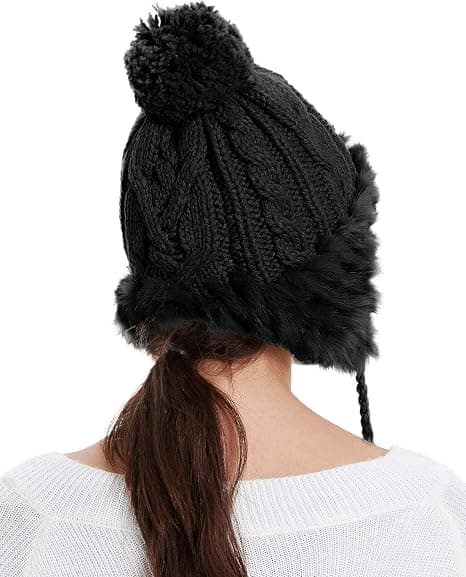 Dammössa med öronlappar i fuskpäls, varm vintermössa med fleecefoder, stickad termisk mössa med pompom