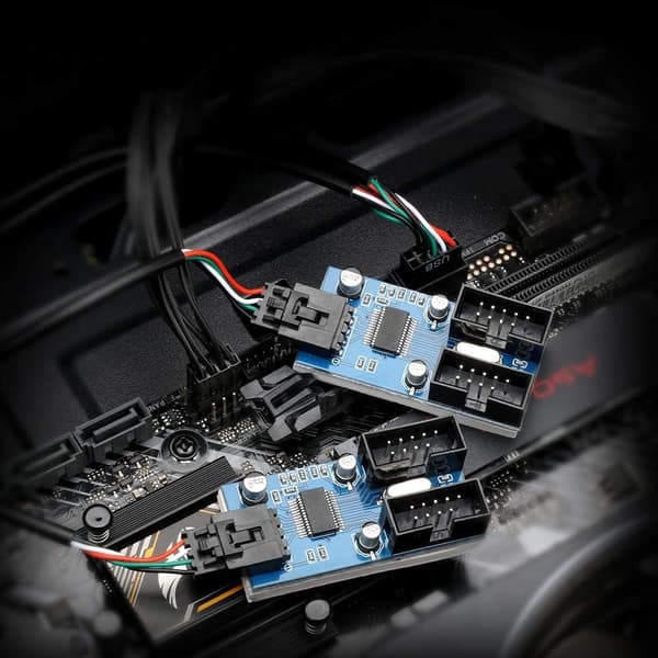 Hovedkort USB 2.0 9-pinners header 1 til 4 utvidelseshub splitter