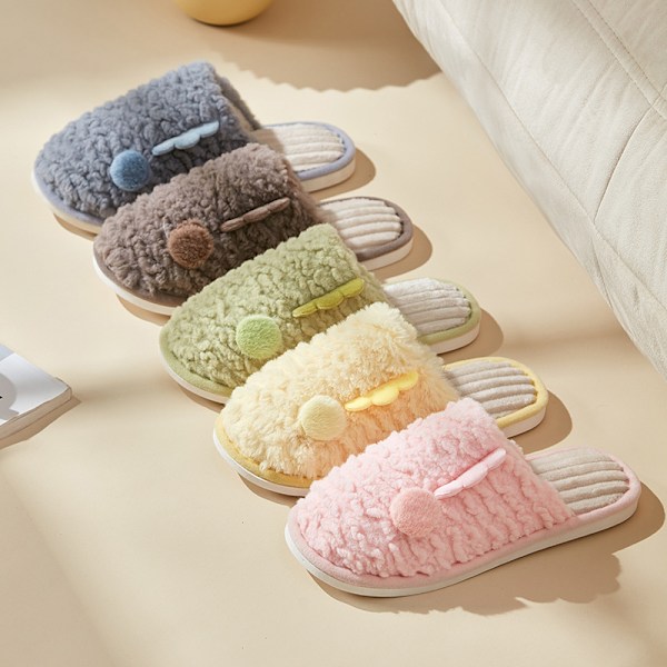 Caterpillar små vingar hem golvslippers par tofflor halkfria slitstarka 24,5 cm