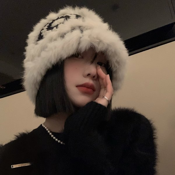Festhatt Dam Vinterhatt Tidlös Klassisk Mode Fluffig Plysch Fiskare Hopvikbar Mjuk Hatt Casual Bucket En Storlek