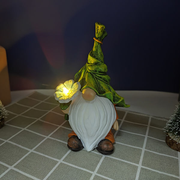 Udendørs havegnomstatue, harpiksgnomstatue med solcelle-LED-lys, udendørs dekoration til gårdsplads, græsplæne, veranda, dekorationsgaver