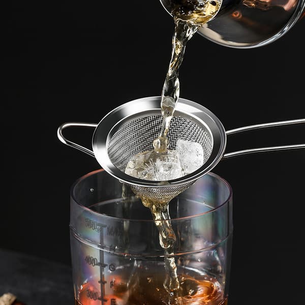 Professionel fin rustfri stål cocktailsi med konisk mesh si sølv