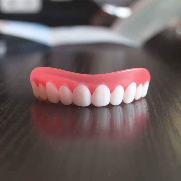 6 Prothèses de Placage Instantanées Dents de Sourire Supérieures Confortables Dents Cosmétiques Blanches Fausses Dents Temporaires Kit de Re