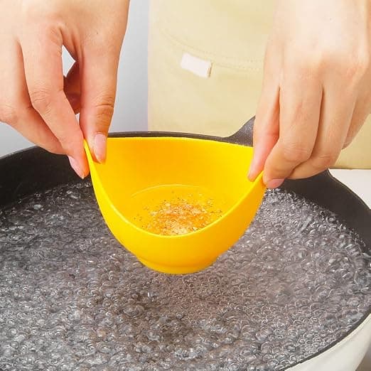 4 stk. silikon egg poachere, BPA-fri matvarekvalitet posjeringskopper, perfekt posjert egg maker, posjert egg maker sett