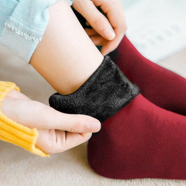 Höst och vinter tjock sammet varm mid-rör vinter imitation nylon snö strumpor herrstrumpor golvstrumpor (4 par)