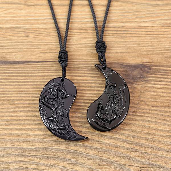 Draagoon fi Phoenix Yin Yang Hiriyoonni Gaa'elaa Pendant Necklace