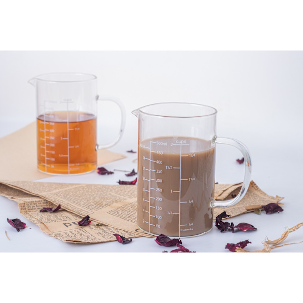 500ML 2 KOPP Glassmålebeger med håndtak, Høy Borosilikatglass Tre Skalaer (OZ, Kopp, ML/CC for Kjøkken eller Restaurant Enkelt å Lese