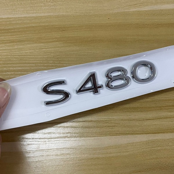 Lämplig för Maybach bakre emblem S450 S480 S580 GLS480 600 alfanumerisk etikett (1 st) (S480 silver)