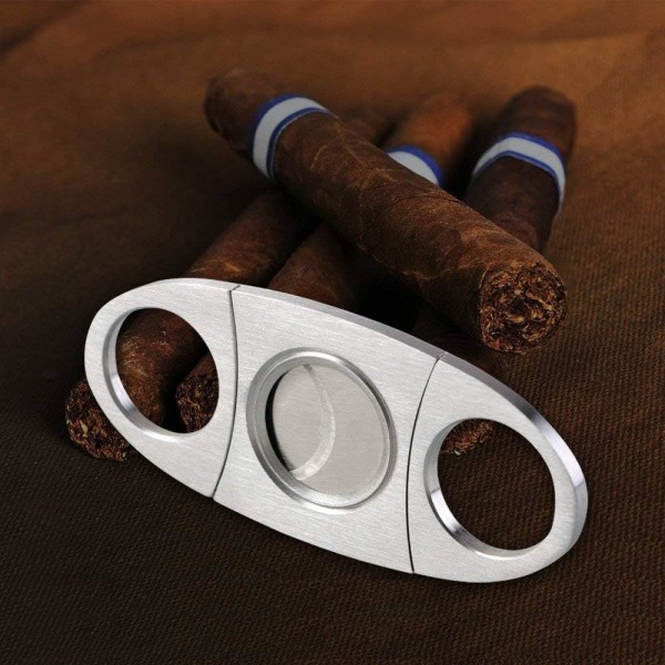 Cigarrskärare med dubbelgiljotin i rostfritt stål, silver