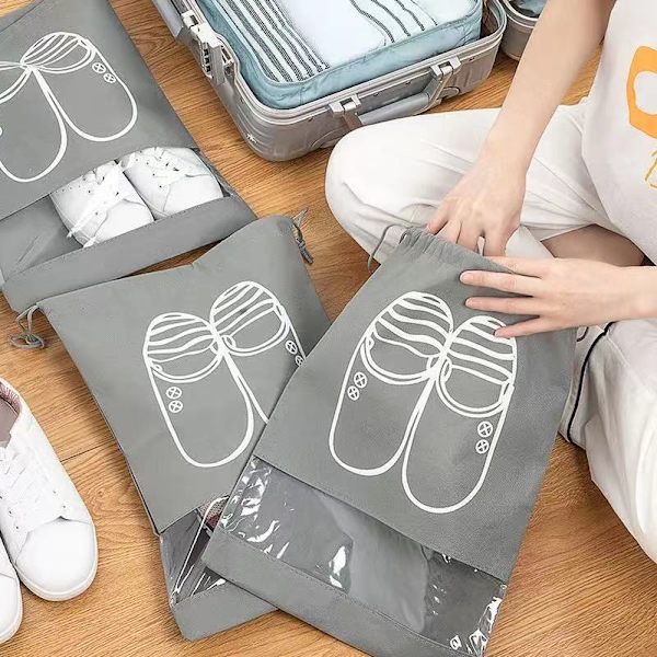 15 st skopåsar, andningsbara non-woven skoskydd med dragsko genomskinligt fönster dammtät kompatibel för reseförvaring