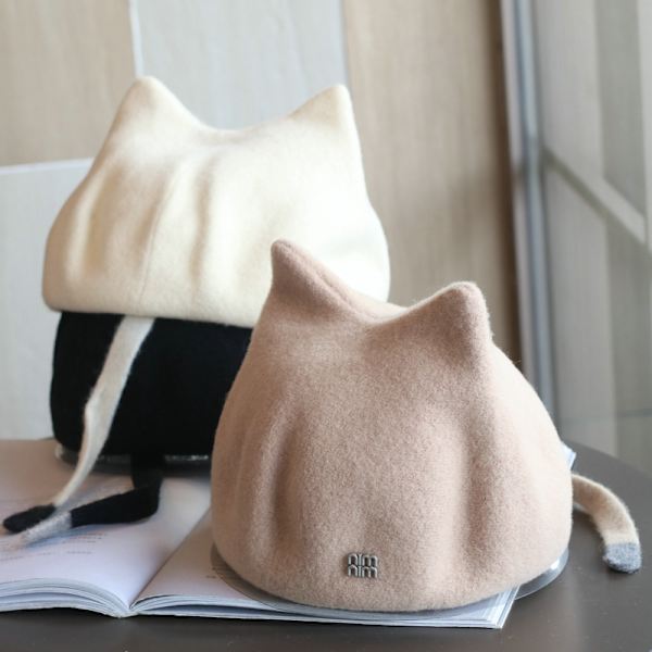 Kvinnors vinteröronbasker fransk basker Lolita kostym Kawaii katt konstnär målare hatt hatt en storlek