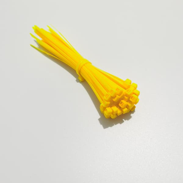 Plast återanvändbar kabelbindning, 3*200mm, återanvändbara kabelbindningar, Rilsan nylonkabelbindningar, blå, förpackning med 100 stycken
