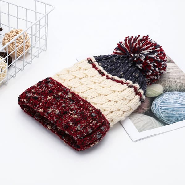 Dam vintermössa, Pom beanie, vintermössa, dam lös beanie, varm stickad stretch beanie