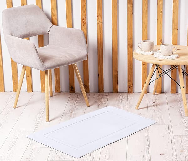 Set med 2 bomullsbadmattor - Badrumsmattor - Maskintvättbara (50 x 80 cm) (Vit)