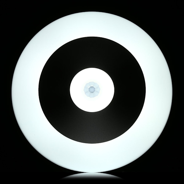 LED-yövalo, liiketunnistimen seinävalo, langaton lataus sisäänrakennetulla koukulla ja magneettisetillä keittiöön, kylpyhuoneeseen, eteiseen, makuuhuoneeseen, autotalliin, jalustaan