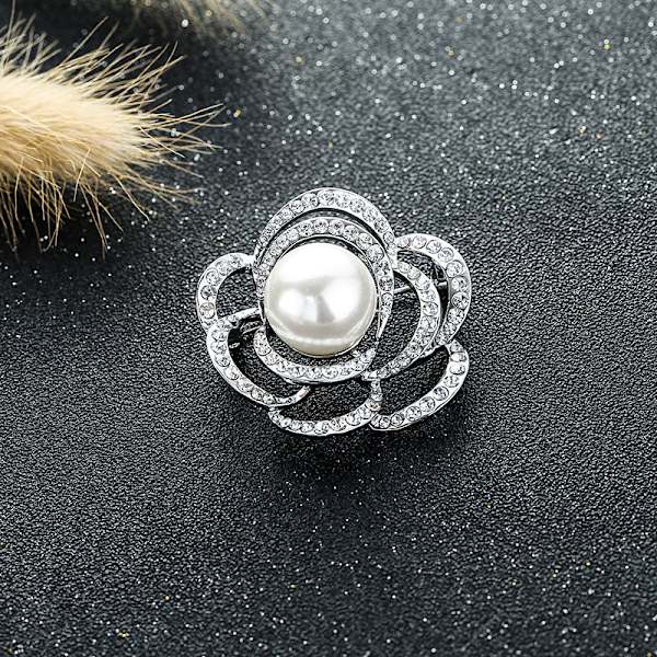 Urholkad ros blomma diamant brosch dam mode pärla klänning bärande corsage gåva för älskare och vänner