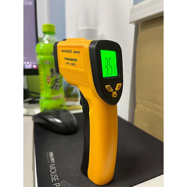 Rubberskin infraröd termometer, kontaktlös laser infraröd termometer från -50 °C till 550 °C, LCD-skärm med bakgrundsbelysning (ej för människor)