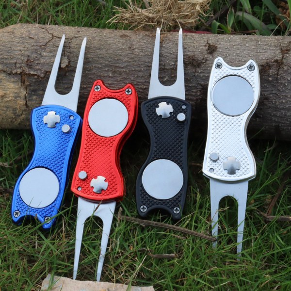Pitch Fork Ball Markers Golf, Ball Marker Repair Tool med tilbagetrækkelig knap og magnetisk boldmarkør til golfspillere