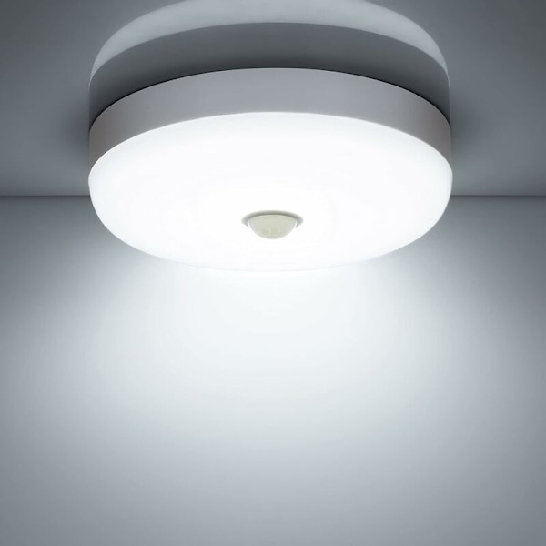 LED-taklampe med bevegelsessensor 12W 1500LM 6500K Kald hvit IP56 Vanntett rund LED-taklampe for utendørs innendørs trapp bad garasje korr