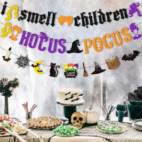 1 sett bursdagspynt - \"Witches Are Crazy\" festflagg (fest