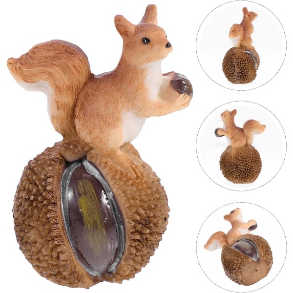 Forest Squirrel Figurine - Cake Topper - Mikrolandskap - Hage