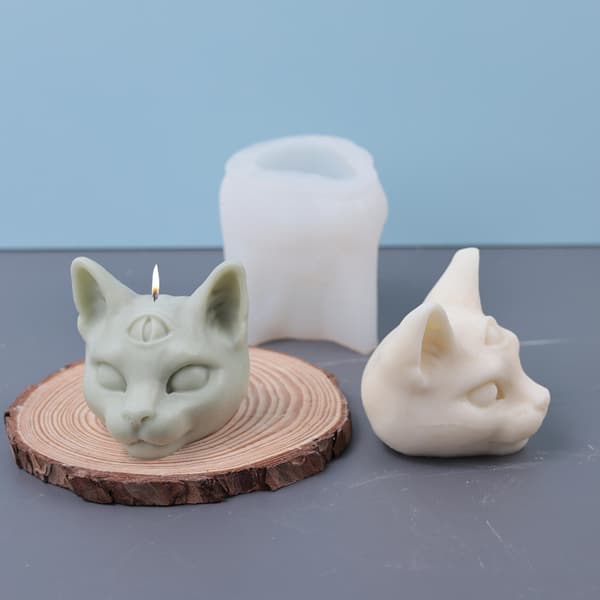 Treøyet katt stearinlysform egnet for dekorative DIY-gaver