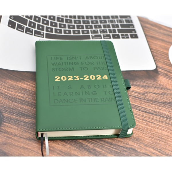 Akademisk dagbok 2023-2024, en sida per dag, Dagbok juli 2023 till juni 2024, A5 veckovy dagbok med tid, pennhållare, innerficka, elastiskt band