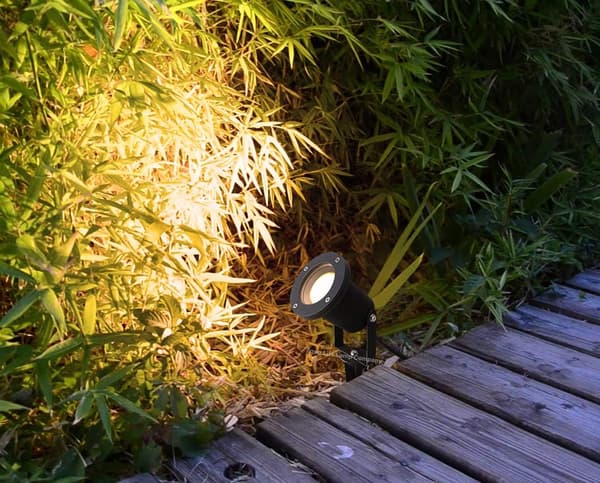 4-pack utomhus trädgårdsspikljus markmontering eller Watt IP65 matt svart