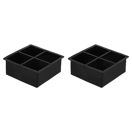 Sæt med 2 silikone isterningforme, 4 isterninger pr. form, 11 x 11 x 4,5 cm