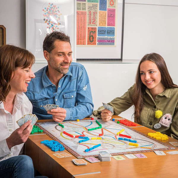 Ticket to Ride Brädspel Strategispel för barn och vuxna, åldrar 8+, 2-5 spelare, speltid 30-60 minuter