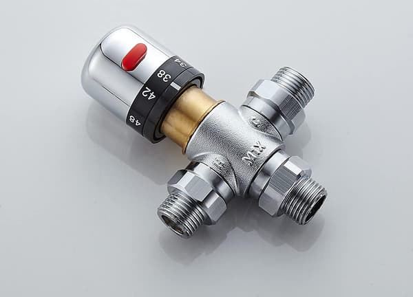Blandebatteri, herdet messingventil, termostatventil, solid blyfri messing, G1/2 tommers hannkoblinger med tilbakeslagsventil (termostatventil)
