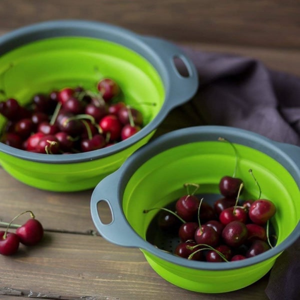 2 Sizes, Including 8 Inch and 9.5 Inch Collapsible Silicone Colander, Colander Set, Portable Fruit Basket, Save Kitchen Space, Easy to Clean