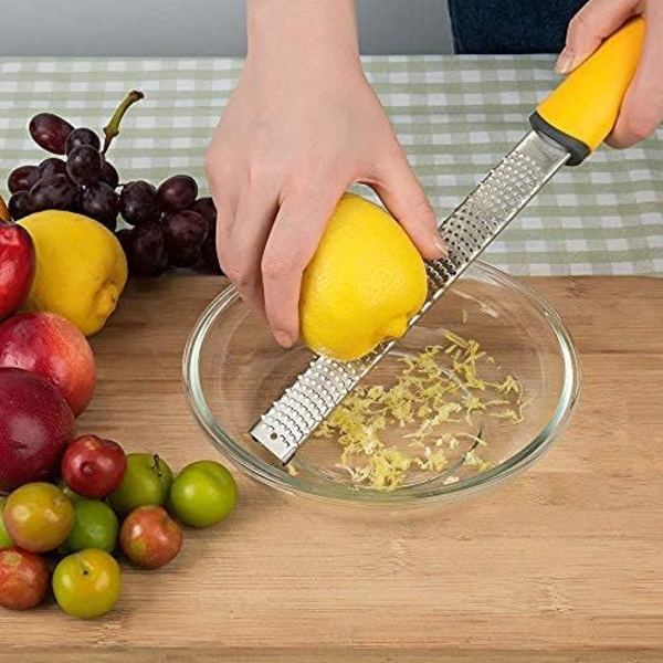Køkkenrive Scholl Ostrive Manuel Fødder Rustfrit Stål Zestrive til Spaetzle Citron Parmesan Ingefær Hvidløg Muskatnød Chokolade Kokosnød Carro
