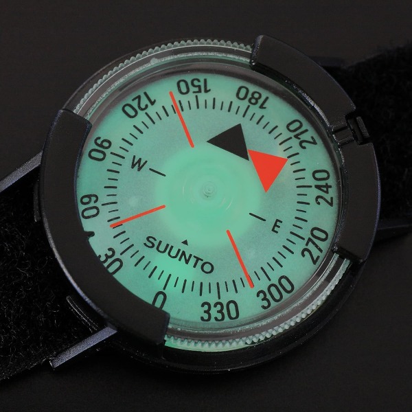 M-9 NH kompass, nordlige halvkule, med stropp, SS004403001, Uni